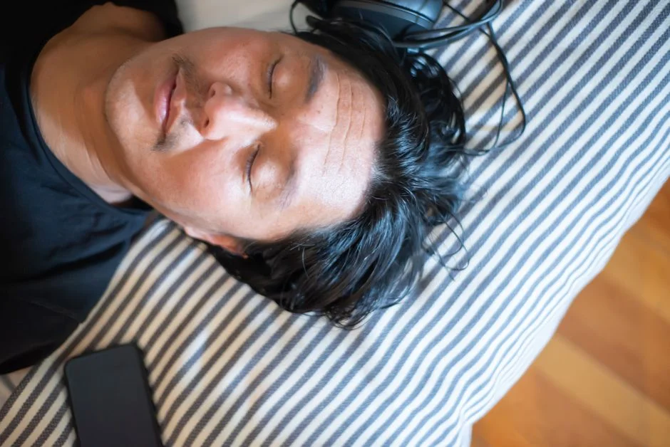Best Headphones to Sleep With: Top Picks Tested