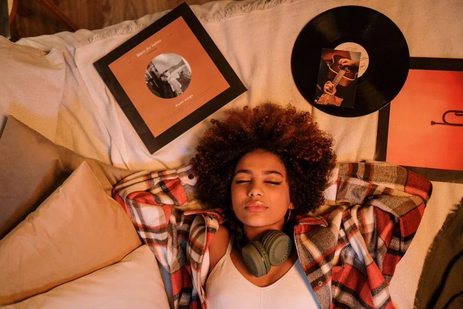 6 Best Sleep Mask Headphones Reviewed for Comfort