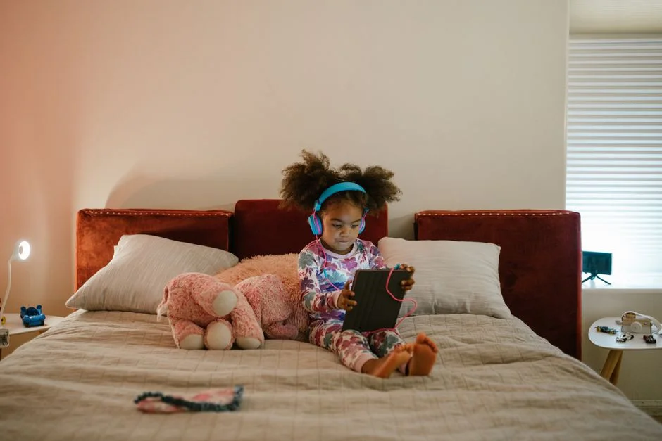 Best Headphones for Sleeping on Side: Top Picks Tested
